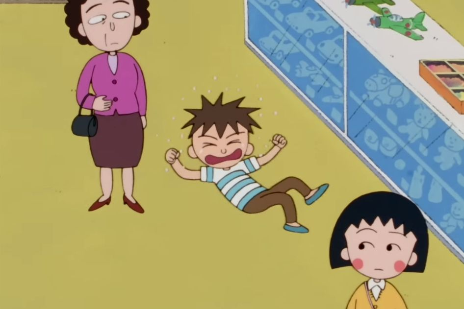 Maruko melihat anak merengek (dok. Chibi Maruko Chan/Maruko Tersesat di Toserba)