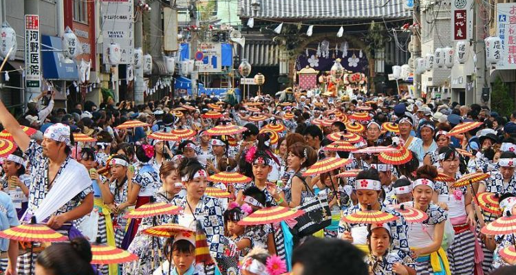 Tenjin Matsuri di Osaka